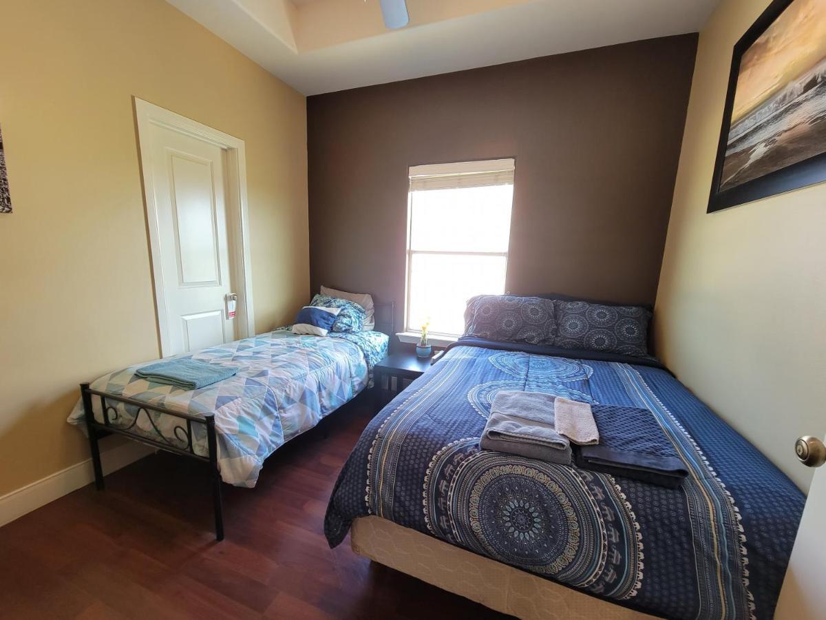 Modern, Private, Smart 4 Bedroom Condo In Desirable Location In Mcallen With Pool! McAllen Exterior foto