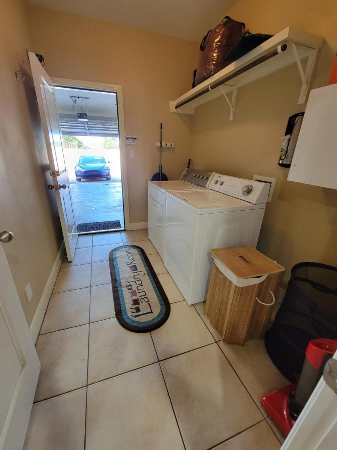 Modern, Private, Smart 4 Bedroom Condo In Desirable Location In Mcallen With Pool! McAllen Exterior foto